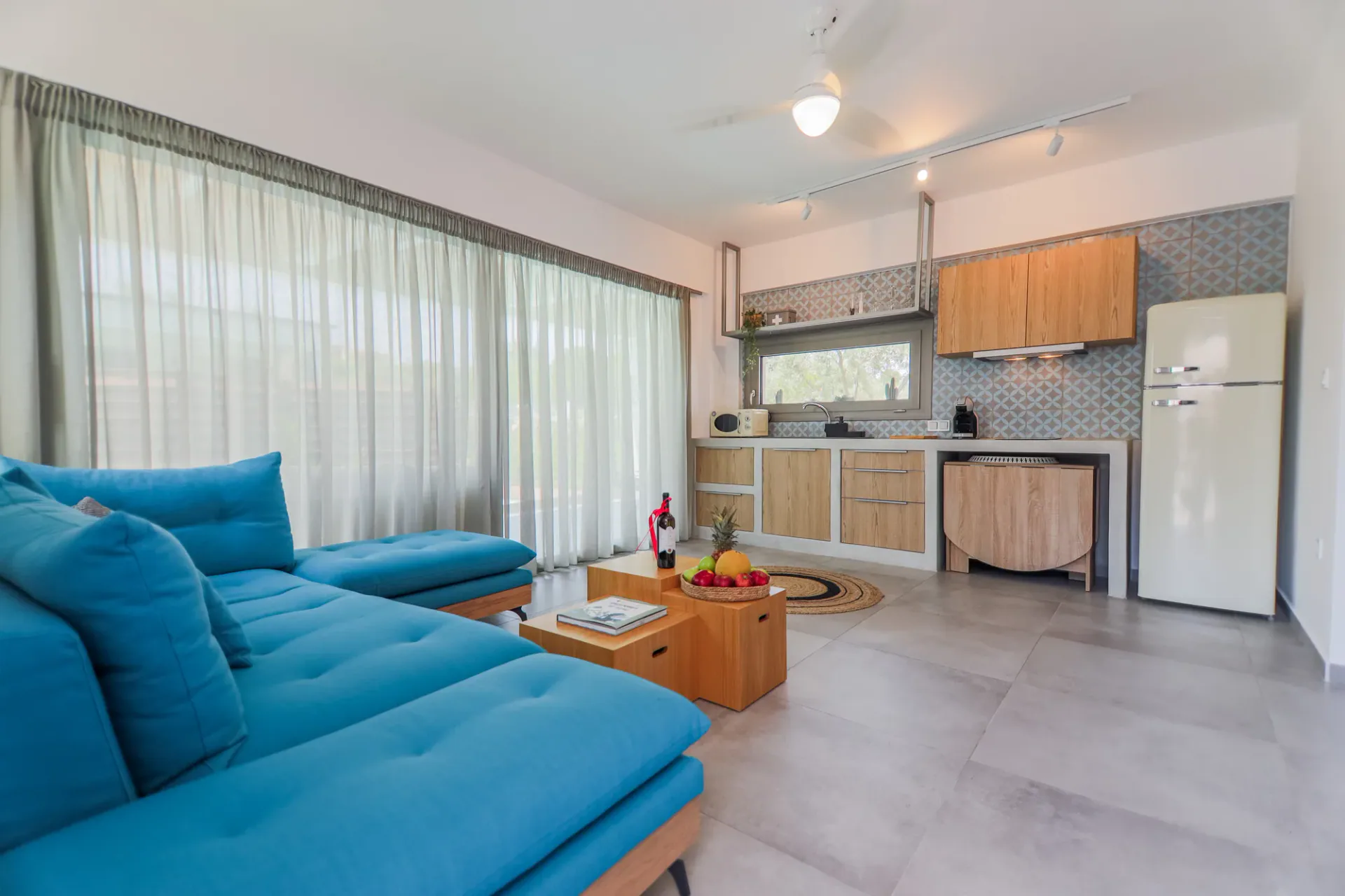4 Roses Villas – Blue Rose Villa 5