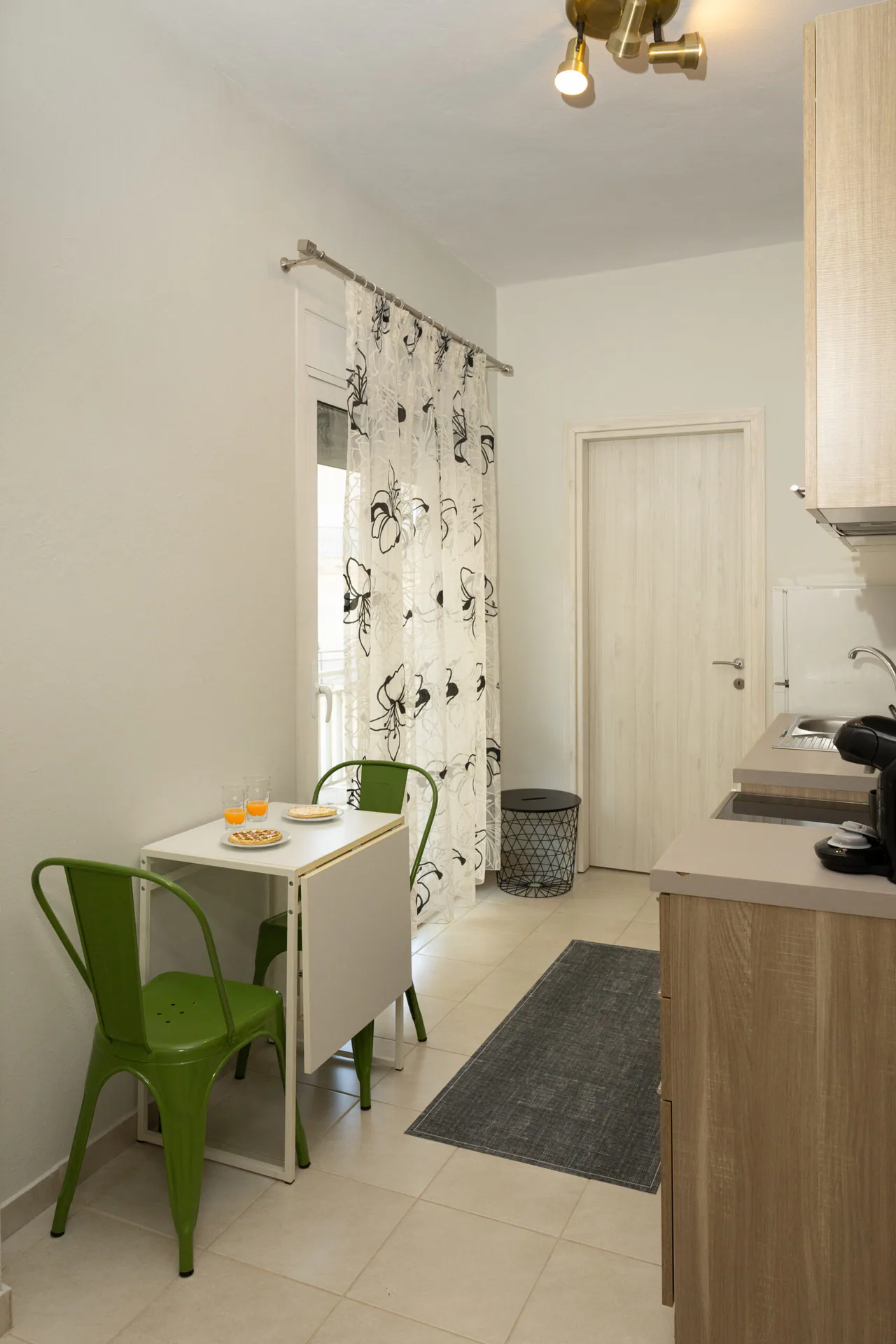 Zeusplace Urban Flat 2 3